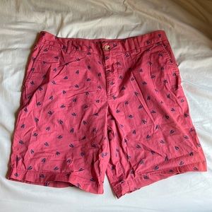 Men’s izod lobster print salmon colored shorts size 34, 8 inch inseam